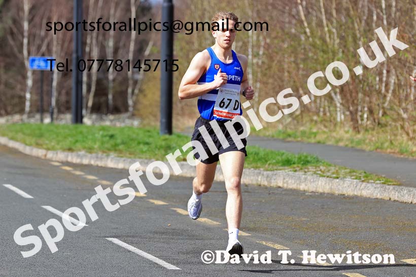 Senior mens 2024 Elswick Harriers Good Friday Relays, Newburn, Newcastle Upon Tyne  Photo: David T. Hewitson/Sports for All Pics